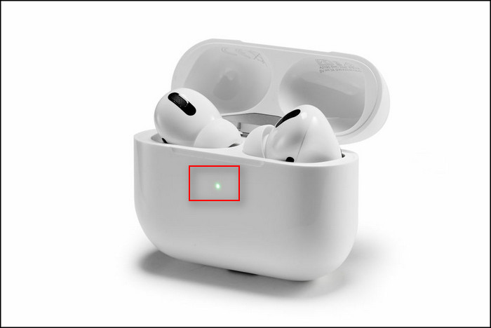 airpods-are-charging