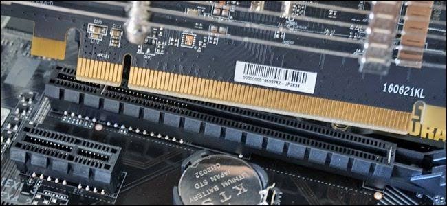 PCI-E-x16-slot